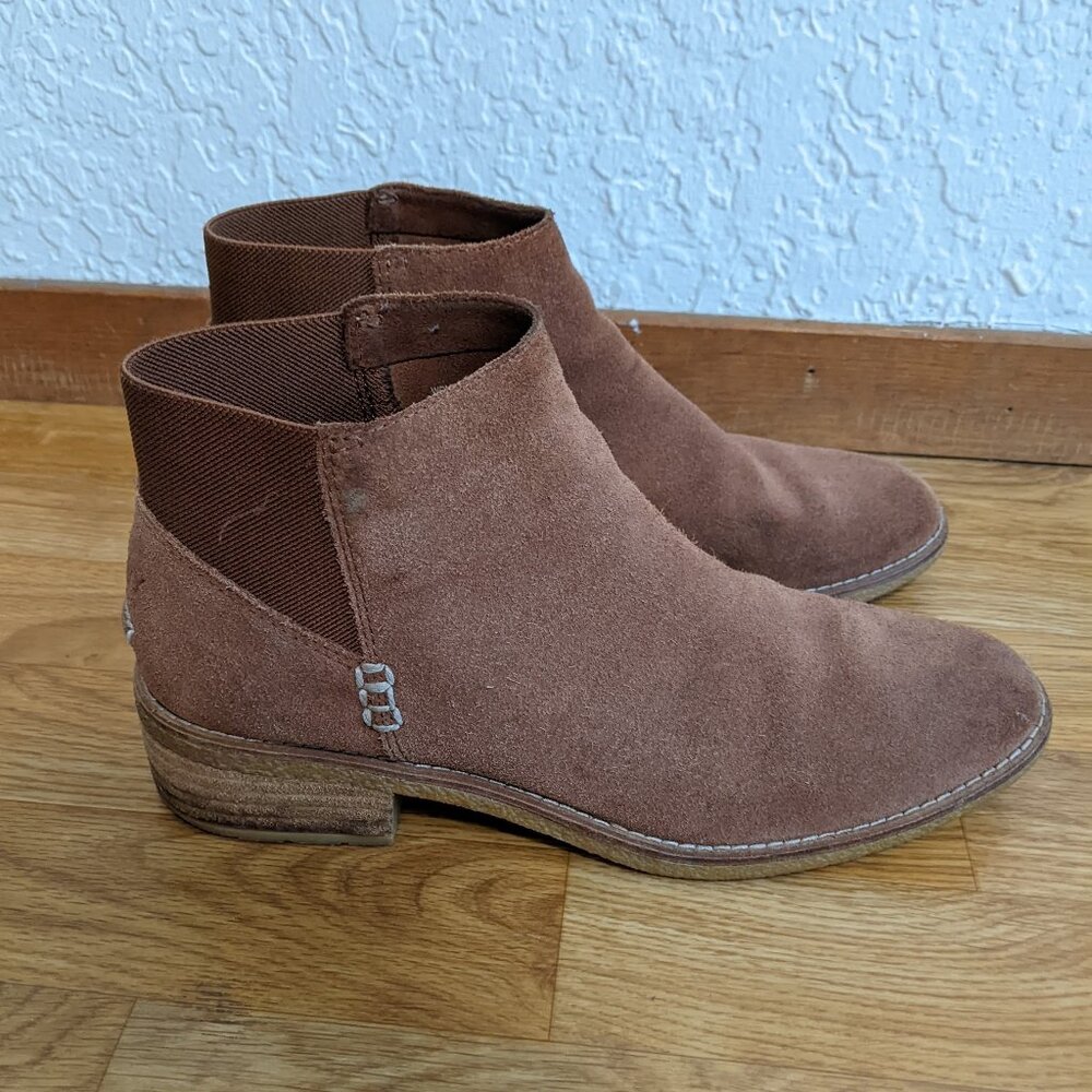 Sperry Maya Lani Suede Chelsea Tan Boots